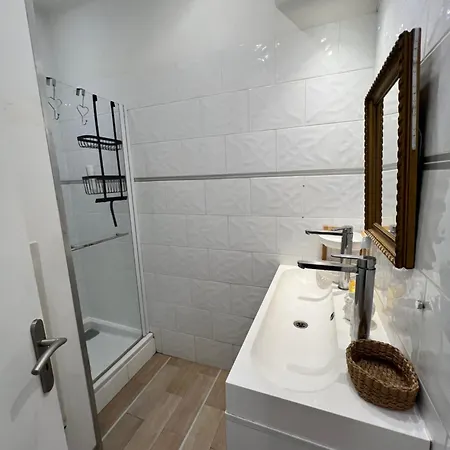 T3 Avec Jardin * טולון