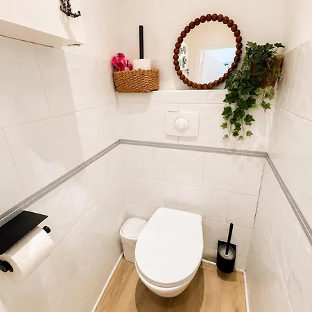 Apartment T3 Avec Jardin *
